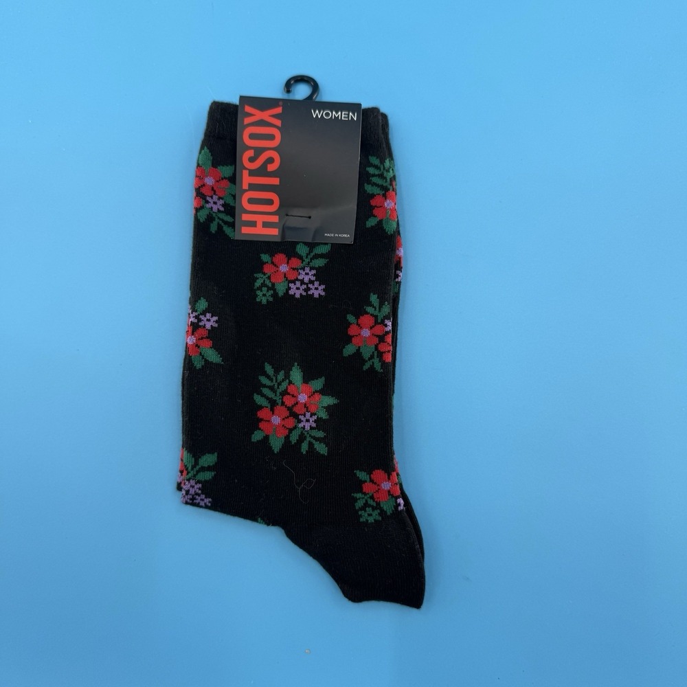 Hot Sox Women's Floral Bouquet Crew Socks Black Red Purple Flowers Size 9–11 New